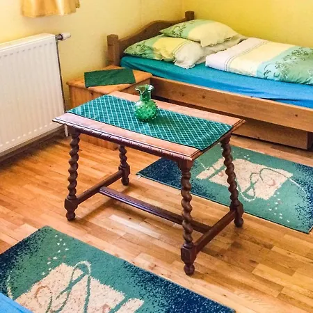Four Bedroom In Epleny Szentgal